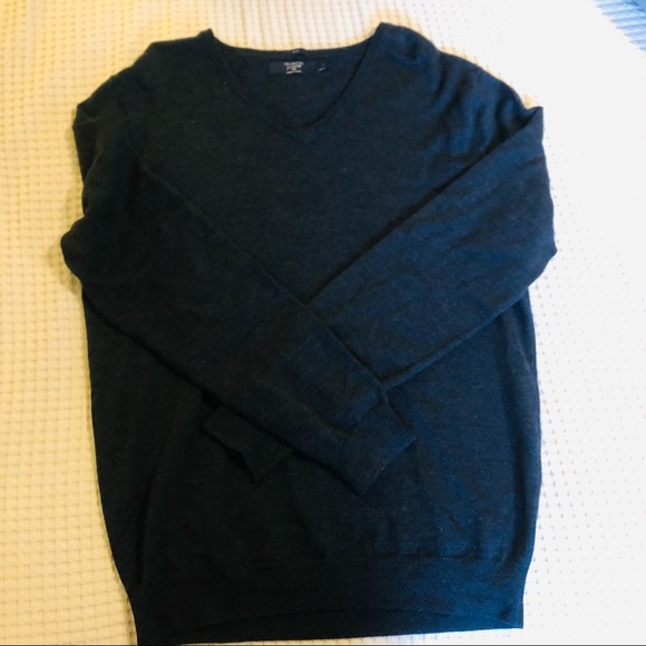 J Crew Merino wool v-neck sweater - Picture 3 of 4